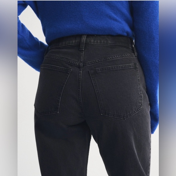 Abercrombie & Fitch Curve Love High Rise 90s Straight Jean - Picture 9 of 11